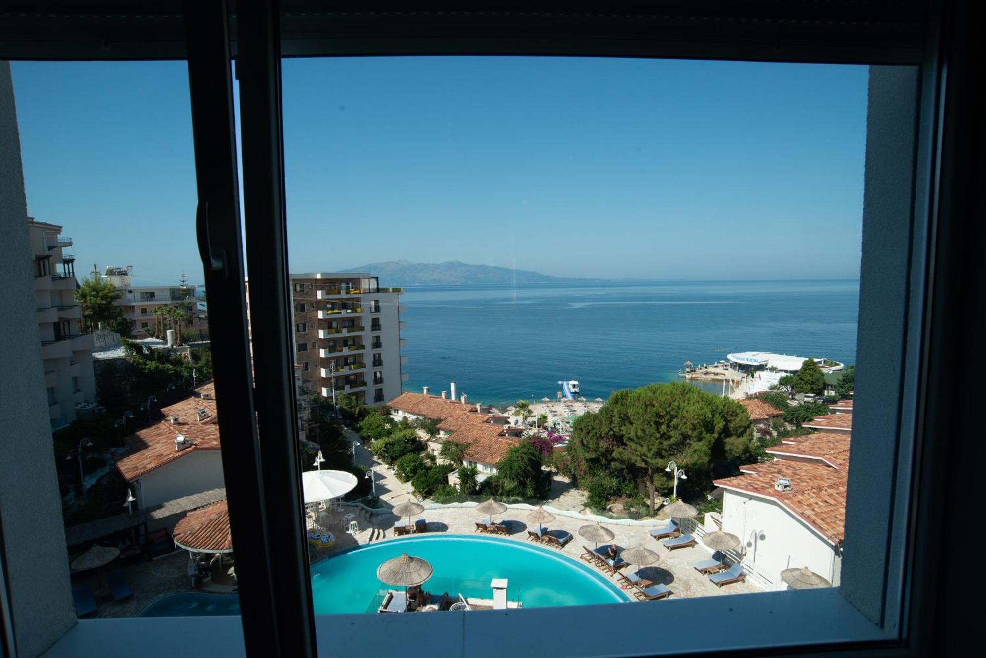 Bougainville Bay Hotel Sarande Room photo